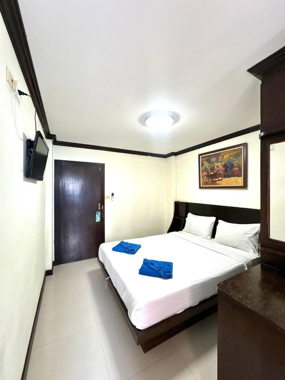 Blueskyhouse Patong 호텔 외부 사진