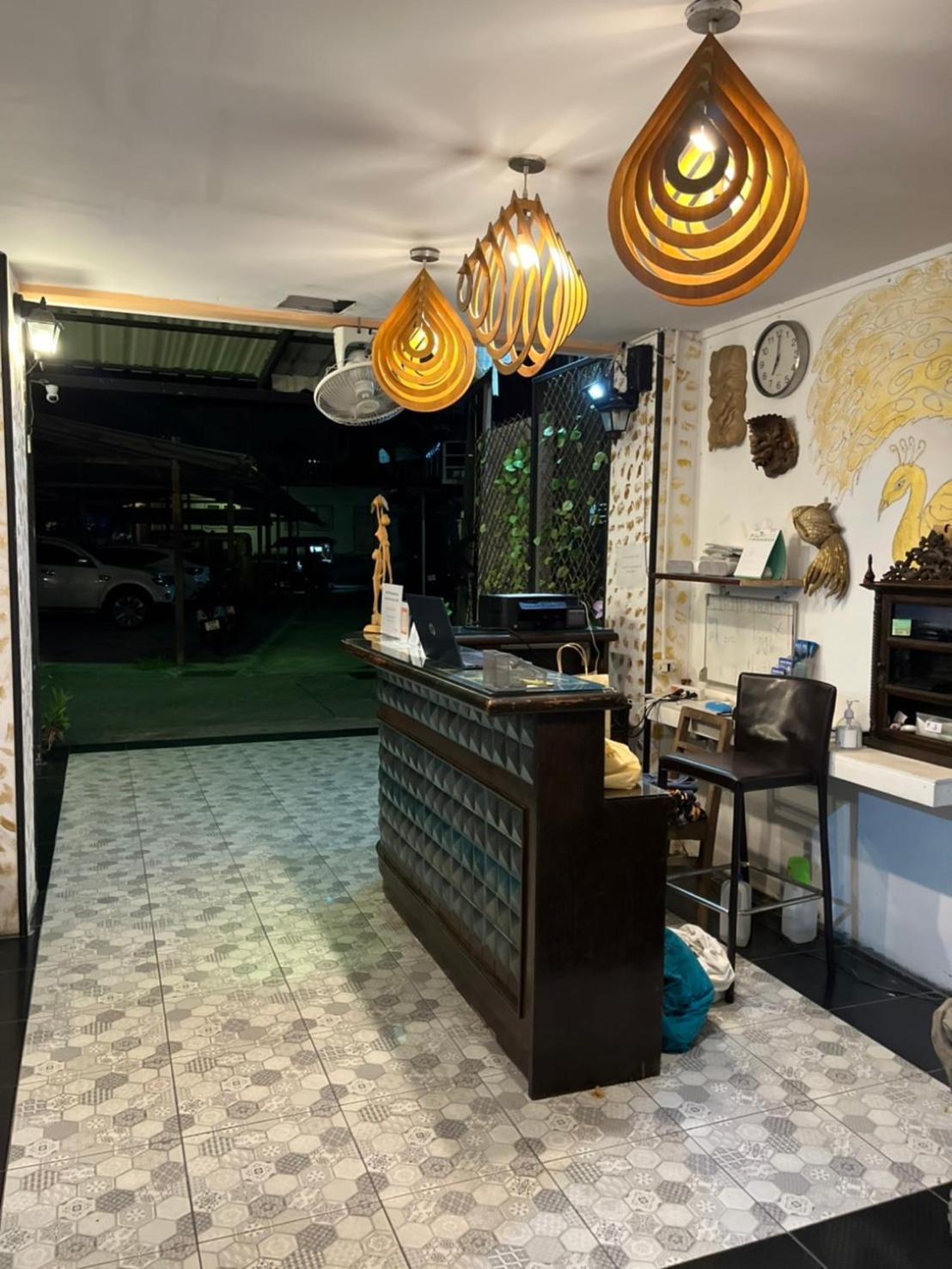 Blueskyhouse Patong 호텔 외부 사진