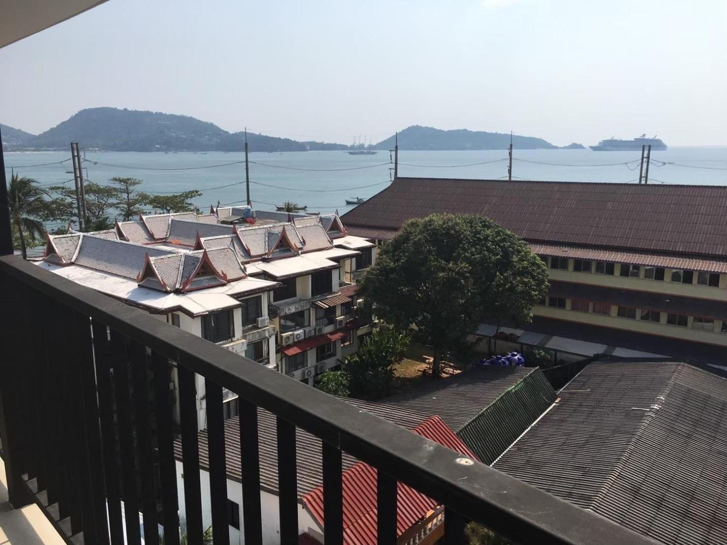 Blueskyhouse Patong 호텔 외부 사진